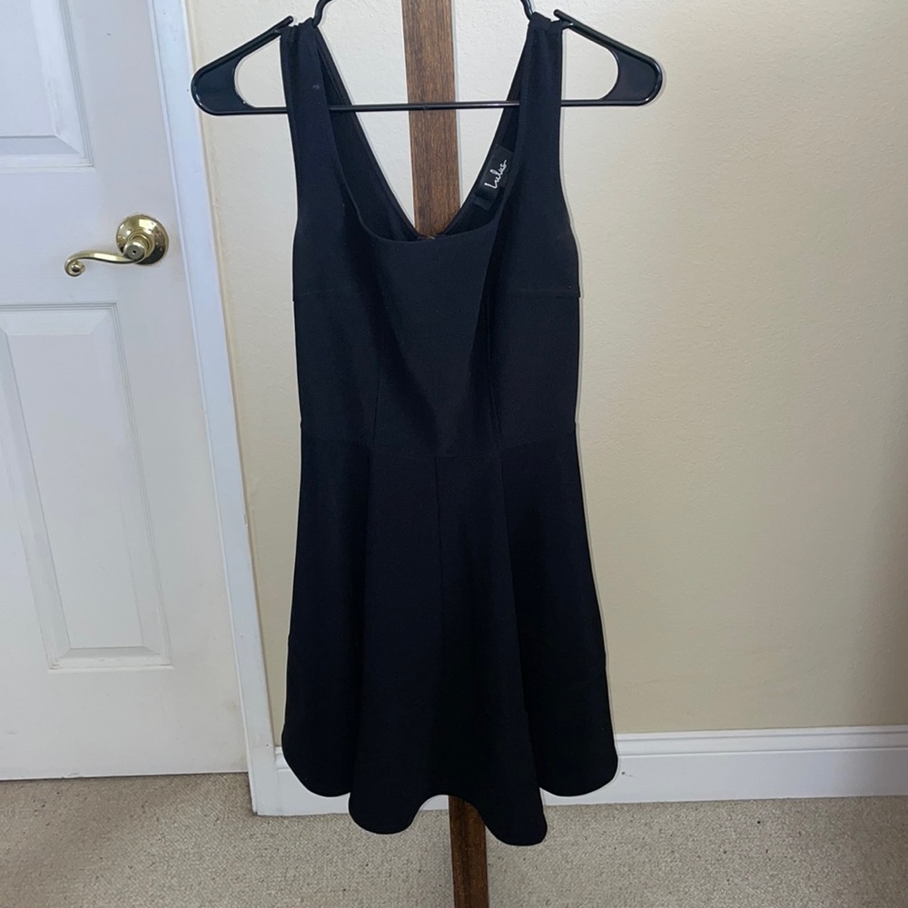 Cute black dress